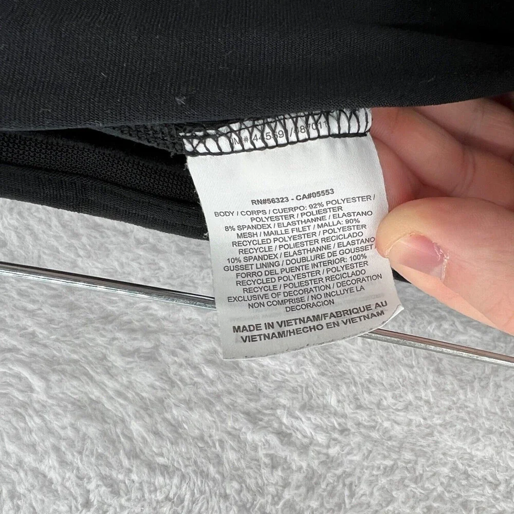 Nike‎ Capri Pants Womens XS Black 24x16 Athletic Pants Stretch Gym Running